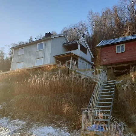 Ravnklo Tatil Evi Sørkjosen